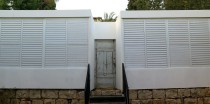 Paradise Inn – A review in Haaretz